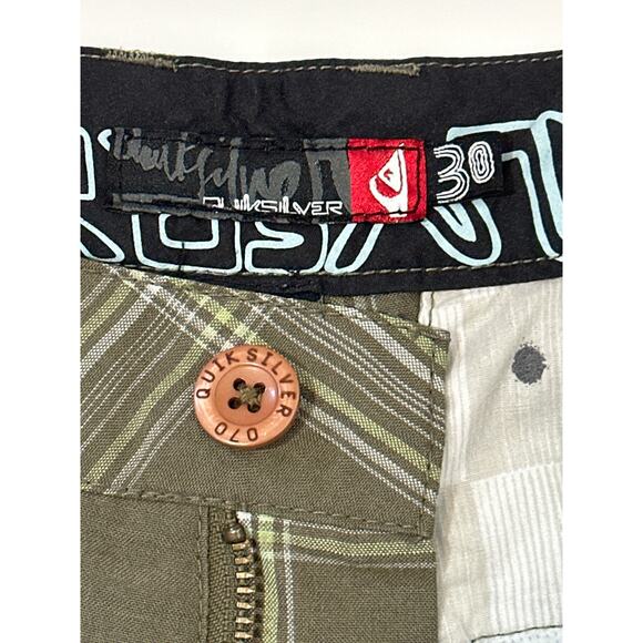 Quiksilver Men's Olive Green Plaid Bermuda Shorts Size 30 Embroidered Logo - Picture 10 of 13